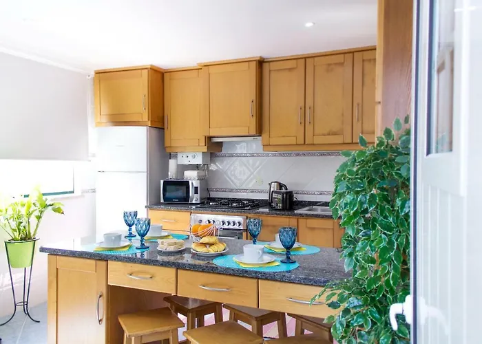 Housebea نازاريه